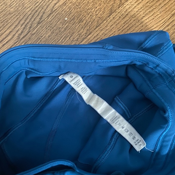 Lululemon time to sweat leggings size 2 - Picture 3 of 3